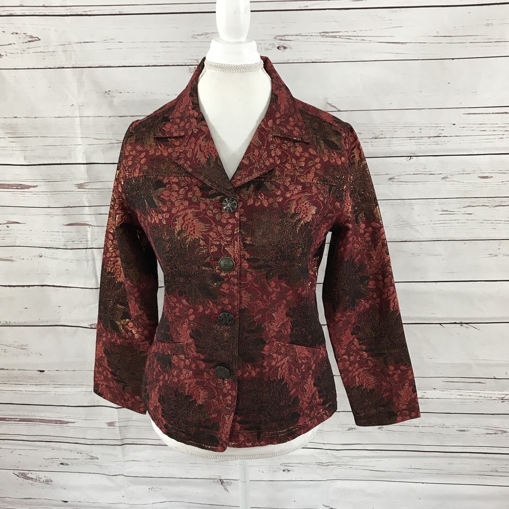 Chico's Women's Blazer‎ Jacket Red floral Quilted shiny  size 1 US 8
